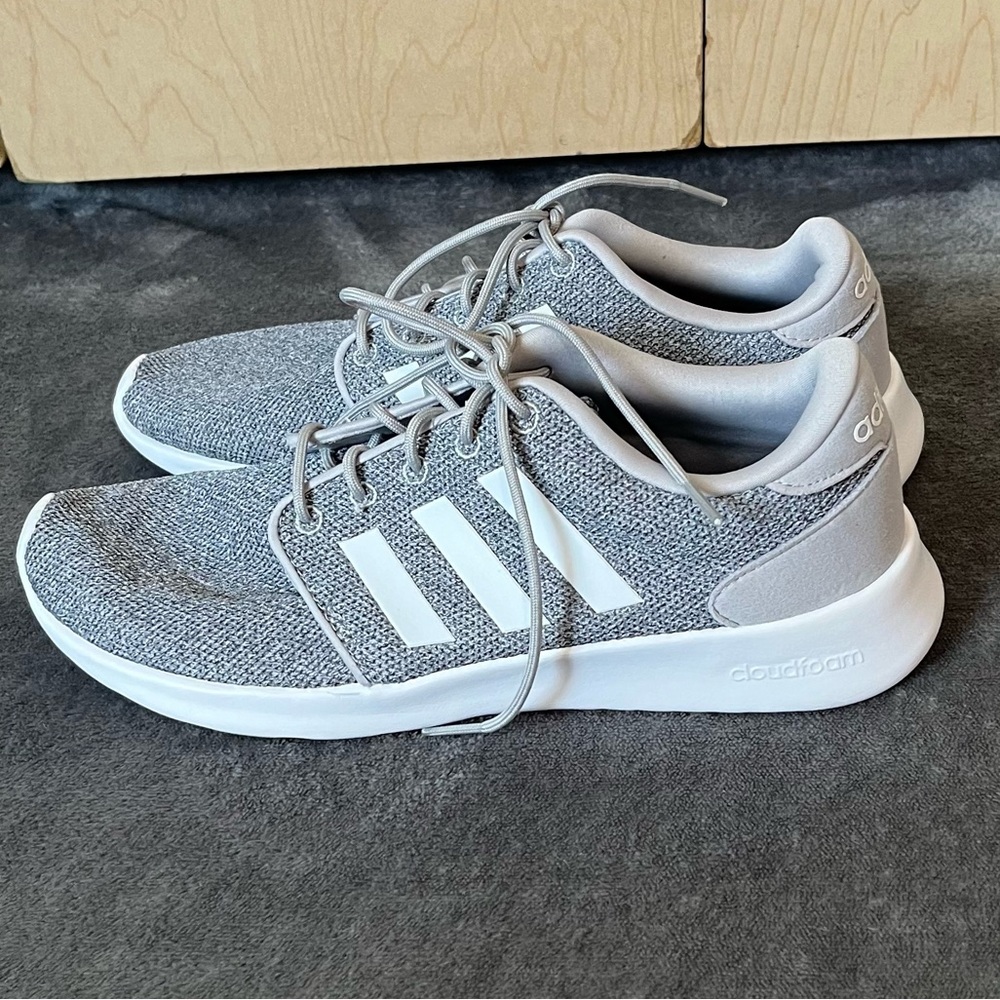 Women’s gray and white NWOT Memory Foam Adidas running shoes